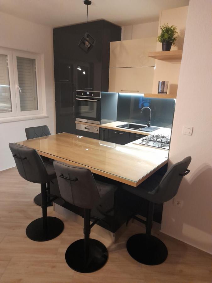 Apartmani Petra Primošten Εξωτερικό φωτογραφία