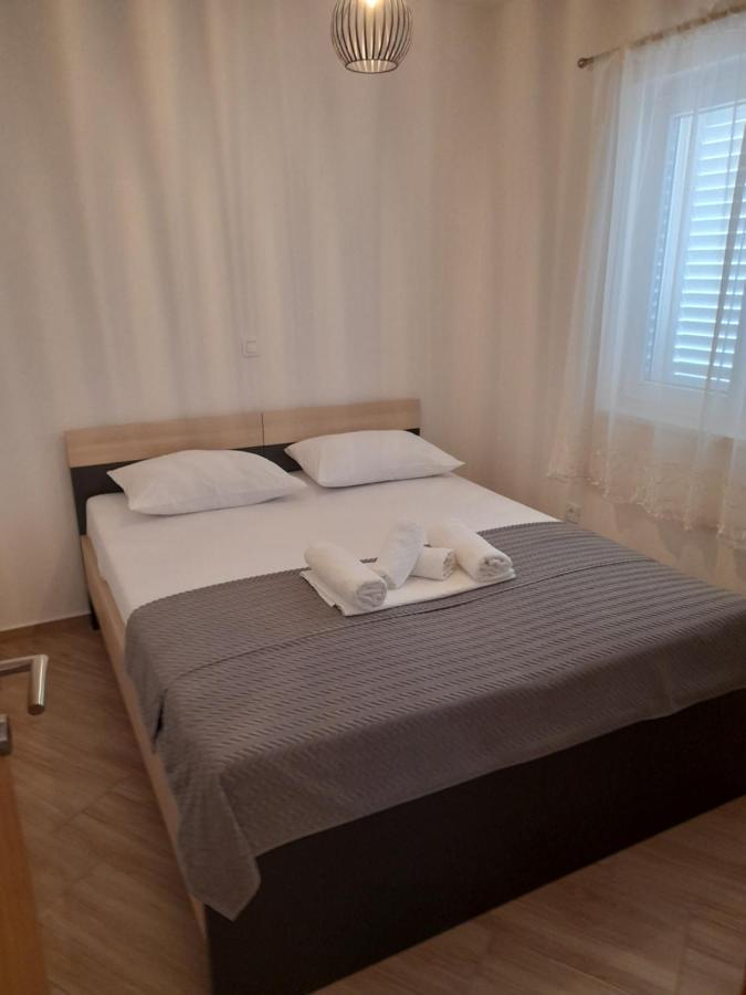 Apartmani Petra Primošten Εξωτερικό φωτογραφία