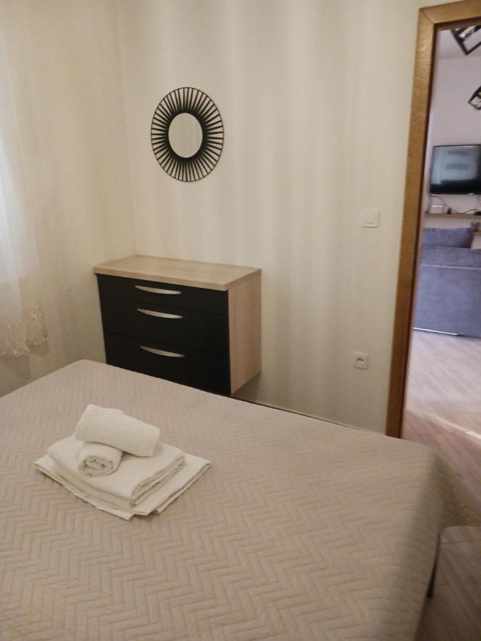 Apartmani Petra Primošten Εξωτερικό φωτογραφία
