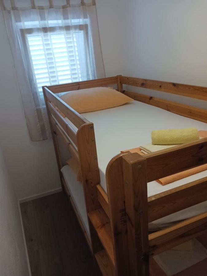 Apartmani Petra Primošten Εξωτερικό φωτογραφία