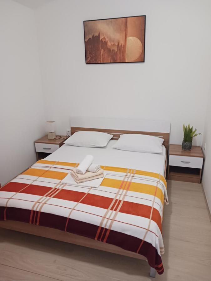 Apartmani Petra Primošten Εξωτερικό φωτογραφία
