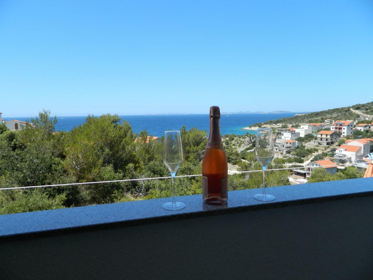 Apartmani Petra Primošten Εξωτερικό φωτογραφία